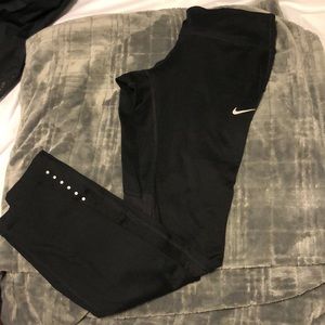 black nike leggings